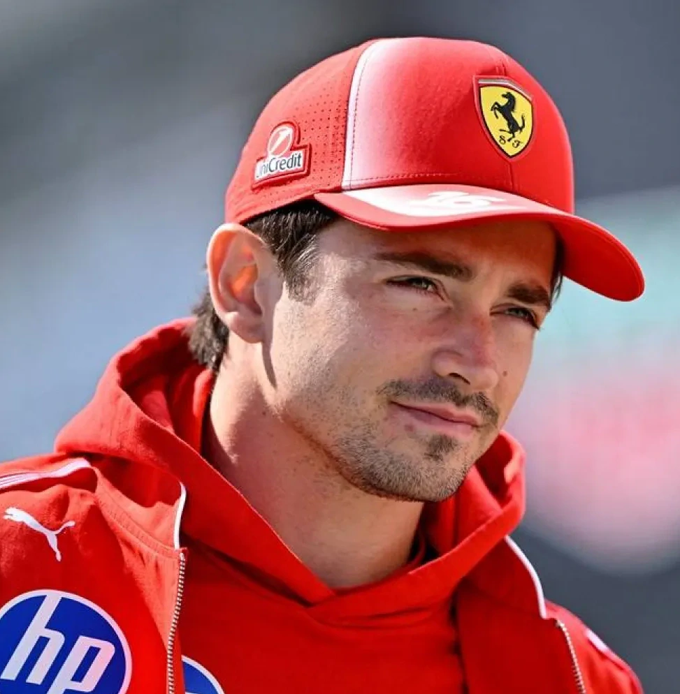 Čepice Scuderia Ferrari Leclerc