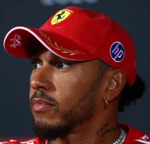Kšiltovka Ferrari Hamilton Monza