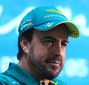 Aston Martin kšiltovka Fernando Alonso