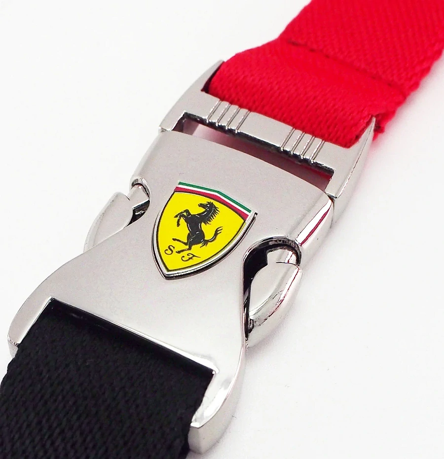 Ferrari originální klíčenka