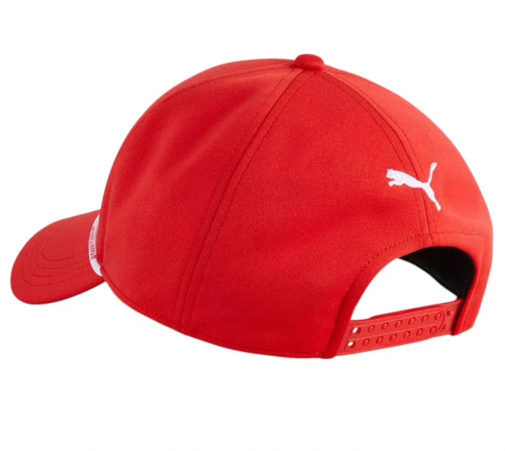 Červená kšiltovka Ferrari