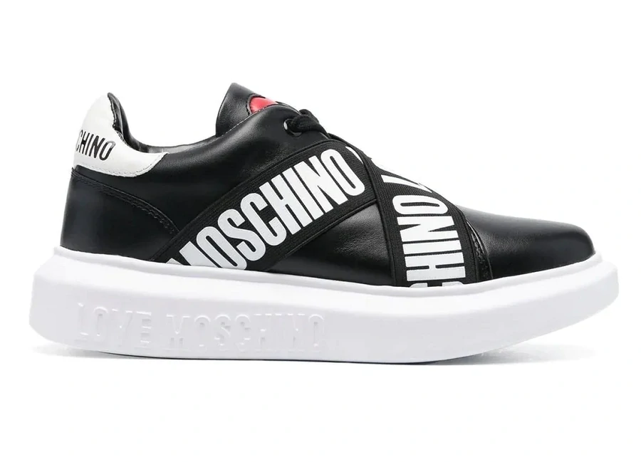 Kožené černé sneakers Moschino