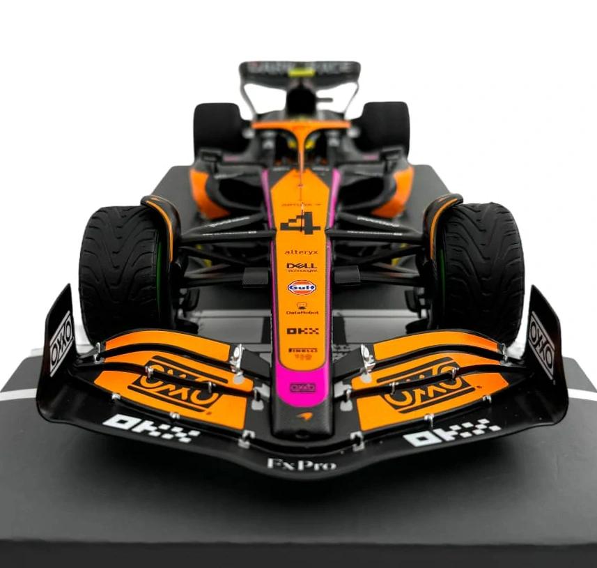 McLaren Lando Norris Singapore GP 2022" 1/18 Limited