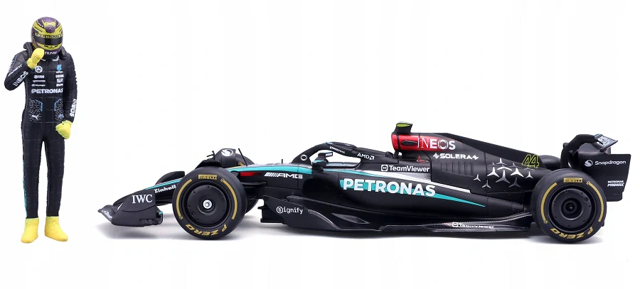 F1 Mercedes model + Hamilton