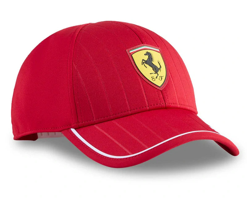 Čepice Ferrari team