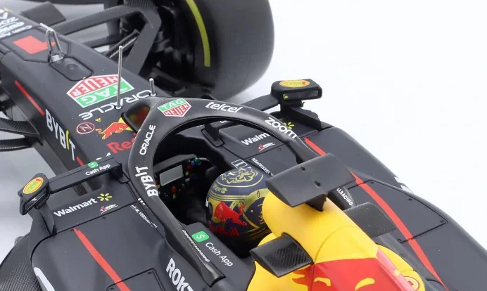 Red Bull Max Verstappen Abú Dhabí GP 23" Winner 1/18 Limited