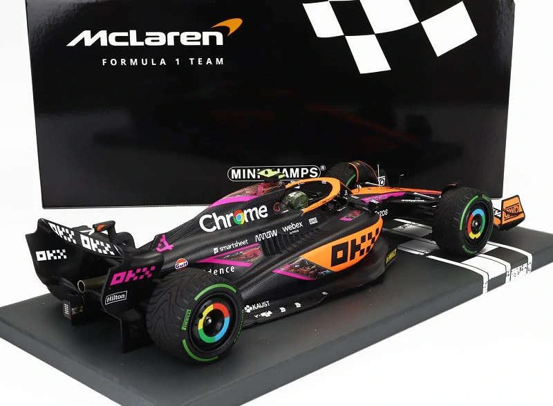 McLaren Lando Norris Singapore GP 2022" 1/18 Limited