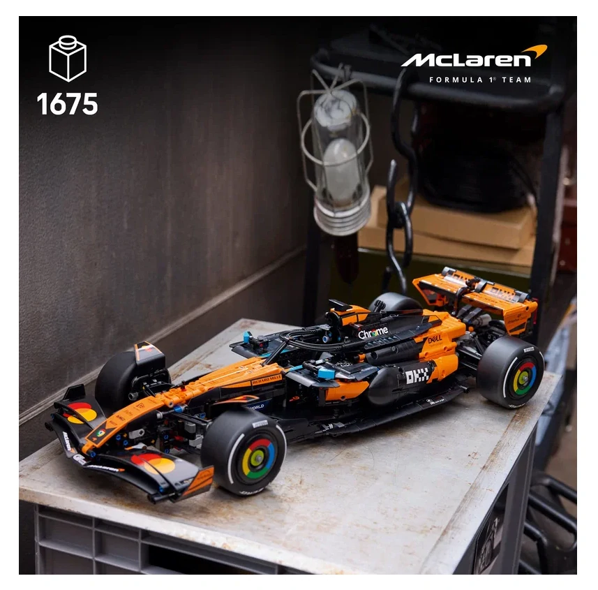LEGO McLaren MCL39