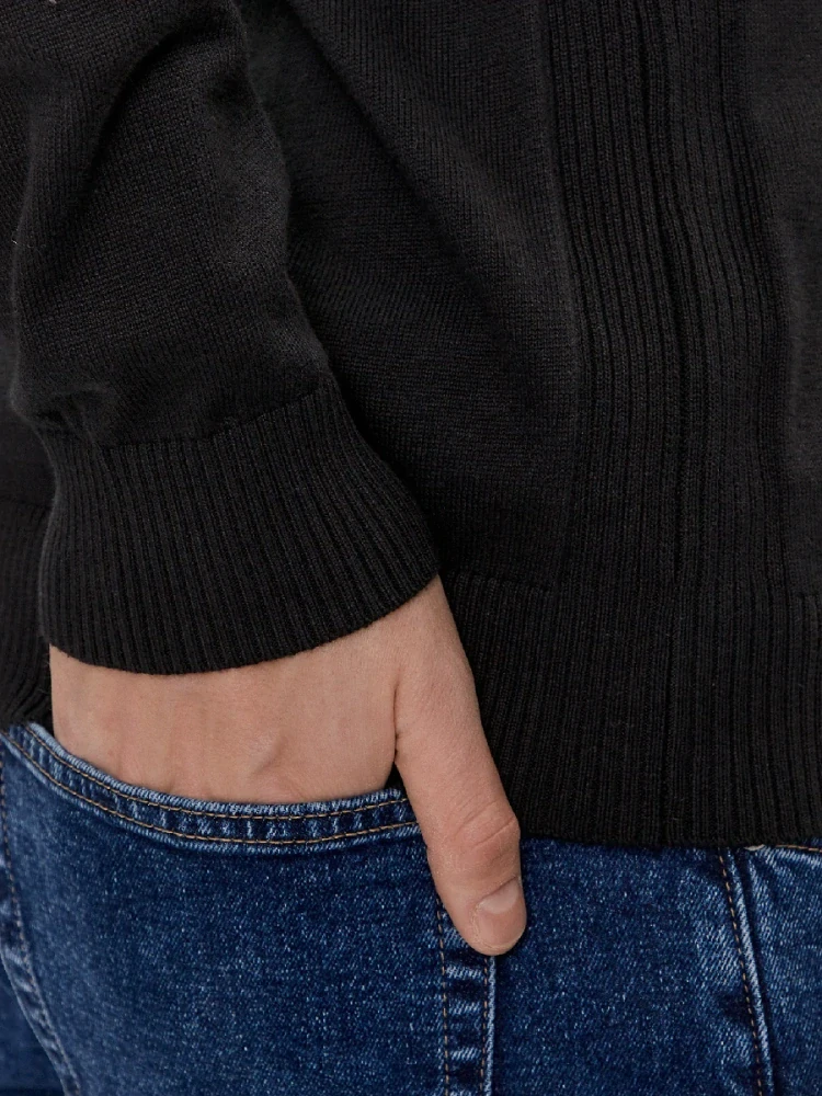 Calvin Klein pánský černý svetr
