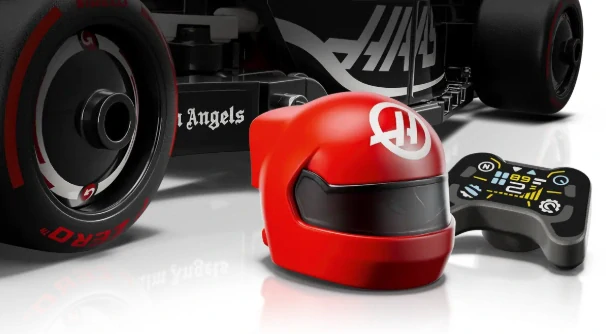LEGO F1 MoneyGram Haas
